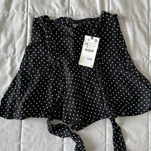 NWT Zara black and white polka dot skort XS